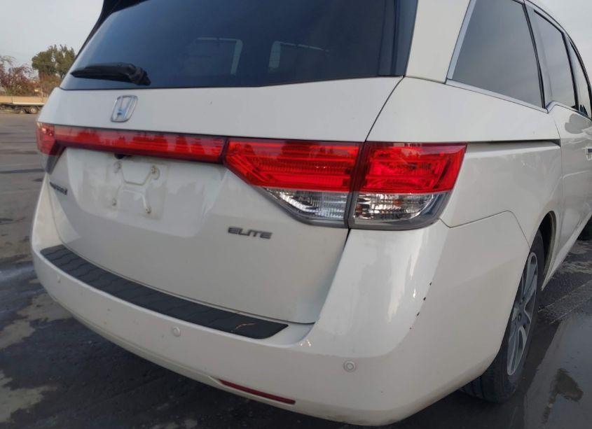 Photo 6 of 2016 Honda Odyssey TOURING/TOURING ELITE (VIN 5FNRL5H95GB053173)