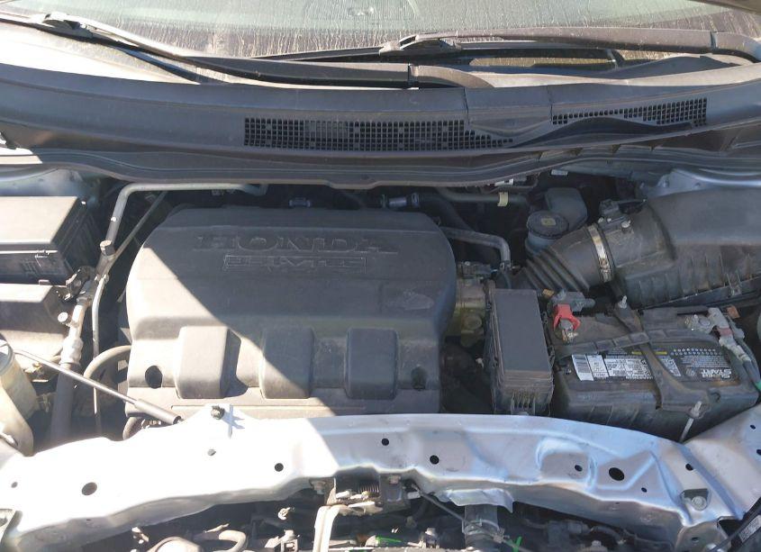 Photo 10 of 2016 Honda Odyssey TOURING/TOURING ELITE (VIN 5FNRL5H95GB085184)