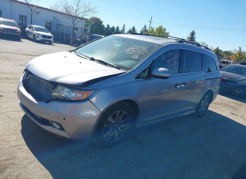 Photo 2 of 2016 Honda Odyssey TOURING/TOURING ELITE (VIN 5FNRL5H95GB085184)