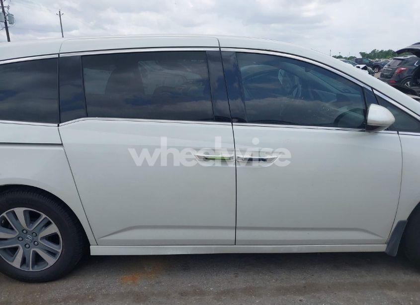 Photo 14 of 2017 Honda Odyssey TOURING/TOURING ELITE (VIN 5FNRL5H95HB015881)