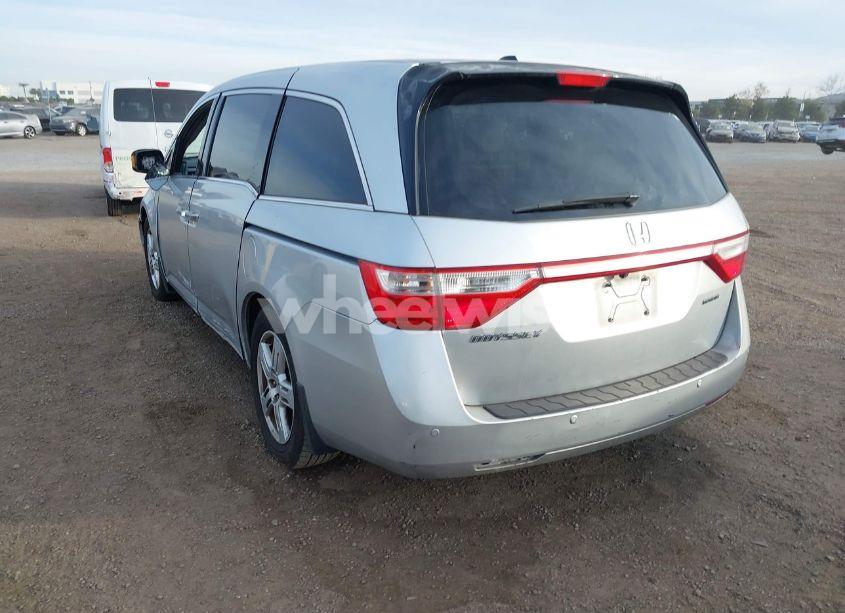 Photo 3 of 2012 Honda Odyssey TOURING/TOURING ELITE (VIN 5FNRL5H96CB095264)