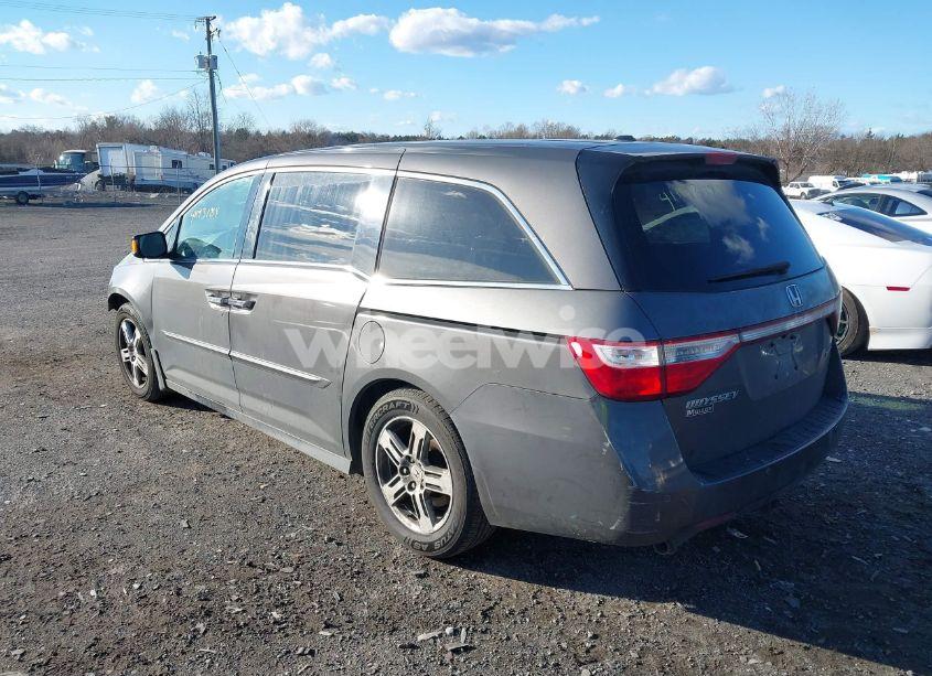 Photo 3 of 2013 Honda Odyssey TOURING/TOURING ELITE (VIN 5FNRL5H96DB027113)