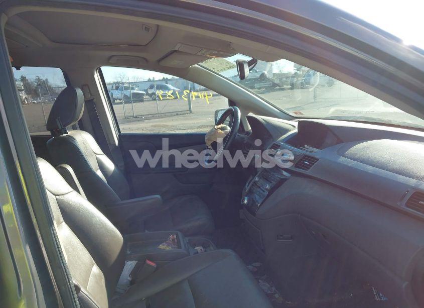 Photo 5 of 2013 Honda Odyssey TOURING/TOURING ELITE (VIN 5FNRL5H96DB027113)