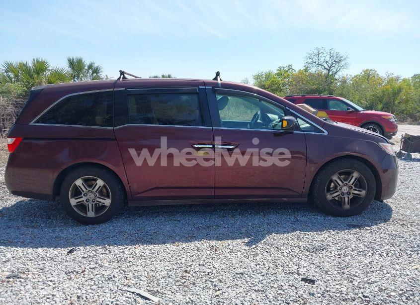 Photo 13 of 2013 Honda Odyssey TOURING/TOURING ELITE (VIN 5FNRL5H96DB037947)