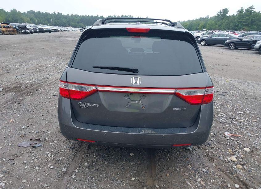 Photo 16 of 2013 Honda Odyssey TOURING/TOURING ELITE (VIN 5FNRL5H96DB085643)