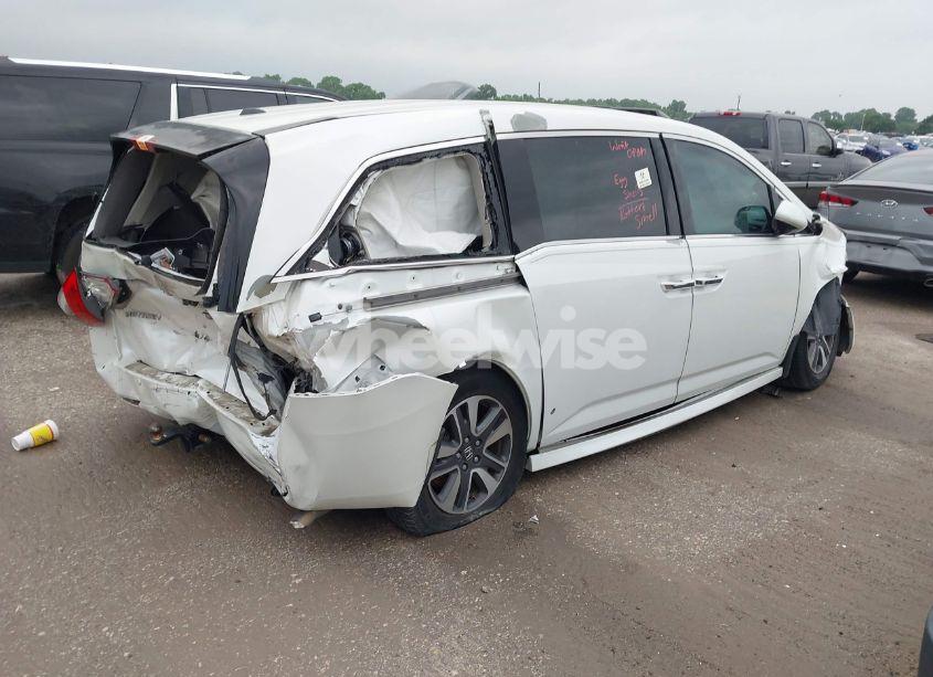 Photo 4 of 2014 Honda Odyssey TOURING/TOURING ELITE (VIN 5FNRL5H96EB074806)