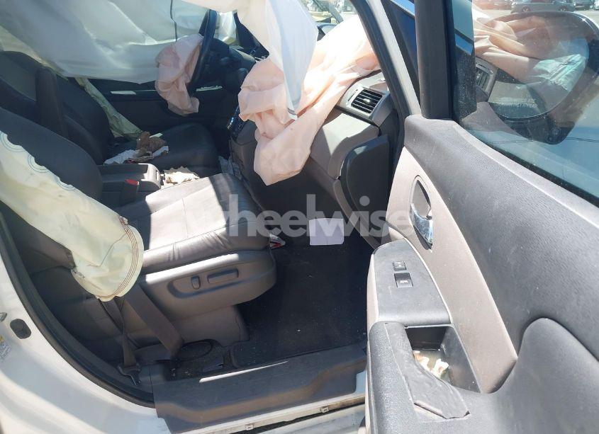 Photo 5 of 2014 Honda Odyssey TOURING/TOURING ELITE (VIN 5FNRL5H96EB074806)