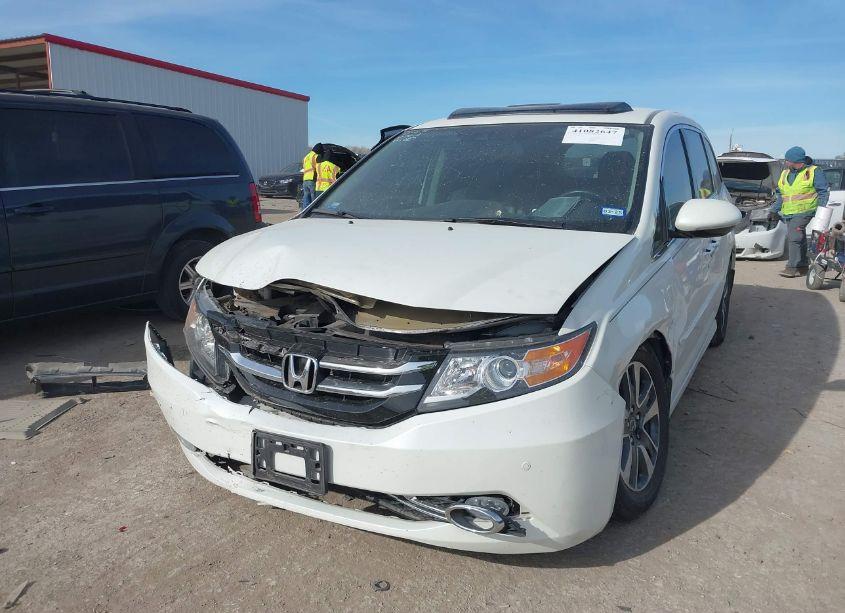 Photo 2 of 2015 Honda Odyssey TOURING/TOURING ELITE (VIN 5FNRL5H96FB021296)