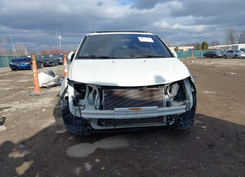 Photo 13 of 2015 Honda Odyssey TOURING/TOURING ELITE (VIN 5FNRL5H96FB038759)