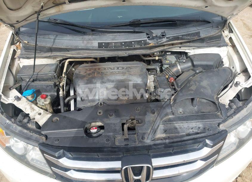 Photo 10 of 2015 Honda Odyssey TOURING/TOURING ELITE (VIN 5FNRL5H96FB045968)