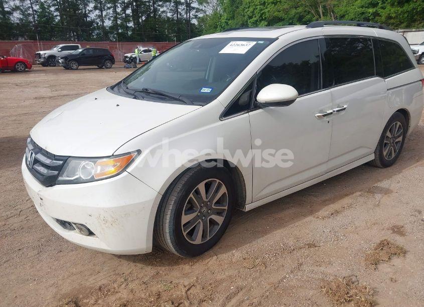 Photo 2 of 2015 Honda Odyssey TOURING/TOURING ELITE (VIN 5FNRL5H96FB045968)