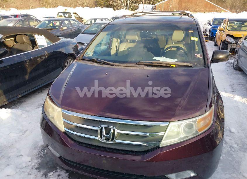 Photo 12 of 2011 Honda Odyssey TOURING/TOURING ELITE (VIN 5FNRL5H97BB013847)