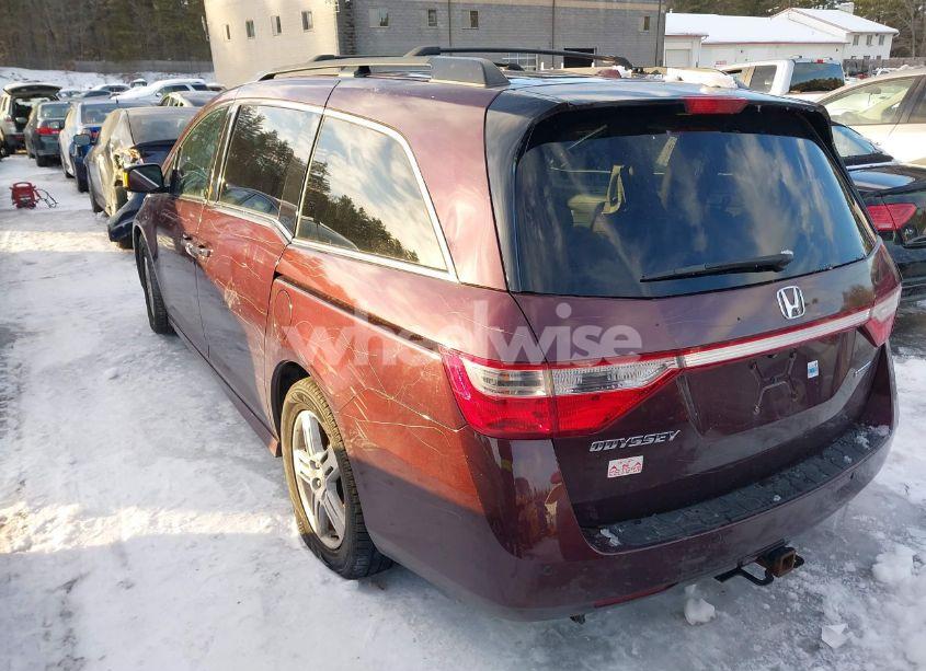 Photo 3 of 2011 Honda Odyssey TOURING/TOURING ELITE (VIN 5FNRL5H97BB013847)