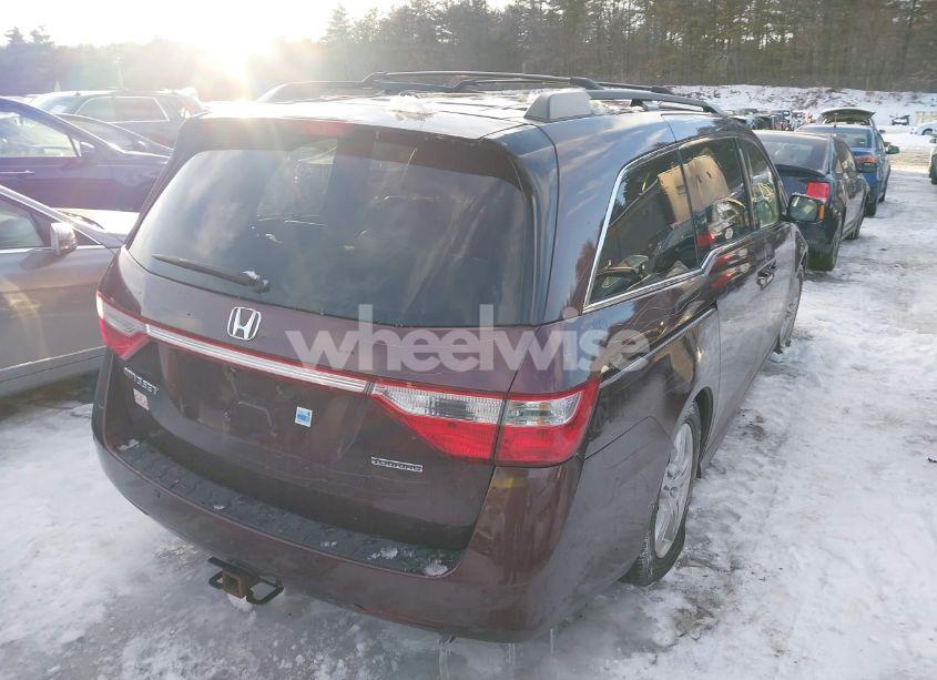 Photo 4 of 2011 Honda Odyssey TOURING/TOURING ELITE (VIN 5FNRL5H97BB013847)