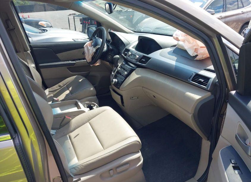 Photo 5 of 2011 Honda Odyssey TOURING/TOURING ELITE (VIN 5FNRL5H97BB030034)