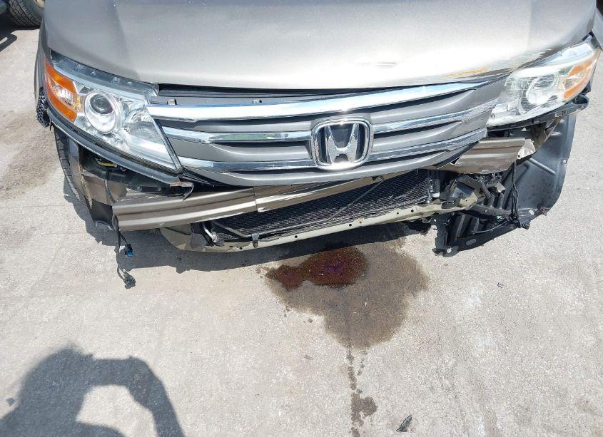 Photo 6 of 2011 Honda Odyssey TOURING/TOURING ELITE (VIN 5FNRL5H97BB030034)