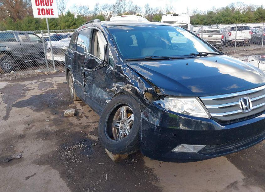 Photo 6 of 2011 Honda Odyssey TOURING/TOURING ELITE (VIN 5FNRL5H97BB032964)