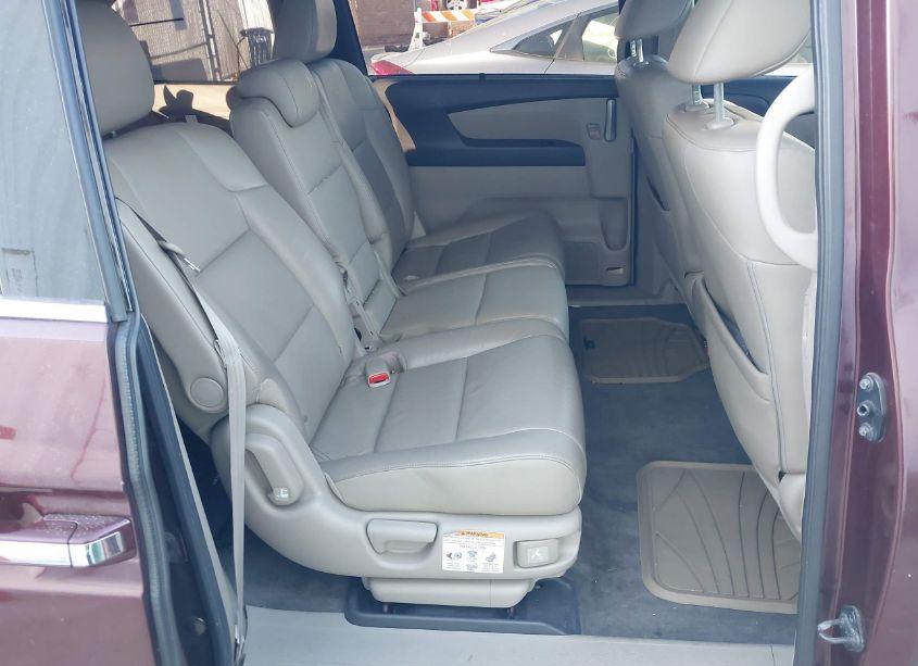 Photo 8 of 2011 Honda Odyssey TOURING/TOURING ELITE (VIN 5FNRL5H97BB036593)