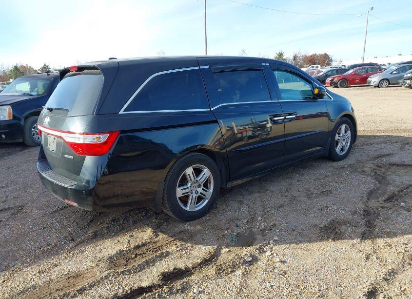 Photo 4 of 2011 Honda Odyssey TOURING/TOURING ELITE (VIN 5FNRL5H97BB048873)