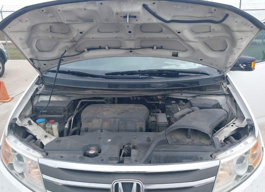 Photo 10 of 2011 Honda Odyssey TOURING/TOURING ELITE (VIN 5FNRL5H97BB073725)