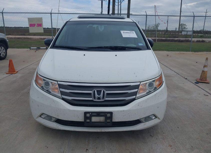 Photo 6 of 2011 Honda Odyssey TOURING/TOURING ELITE (VIN 5FNRL5H97BB073725)