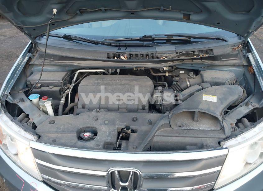 Photo 10 of 2011 Honda Odyssey TOURING/TOURING ELITE (VIN 5FNRL5H97BB085647)