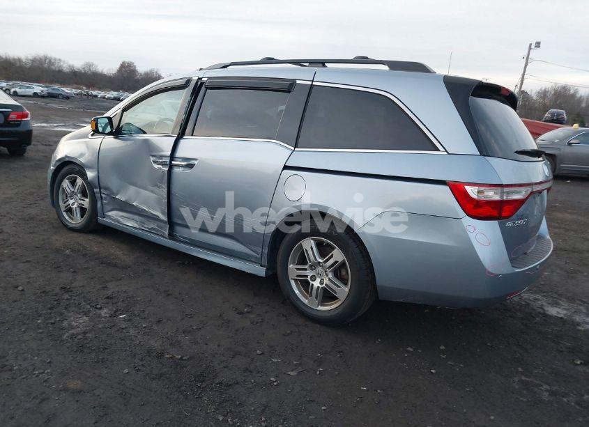 Photo 3 of 2011 Honda Odyssey TOURING/TOURING ELITE (VIN 5FNRL5H97BB085647)