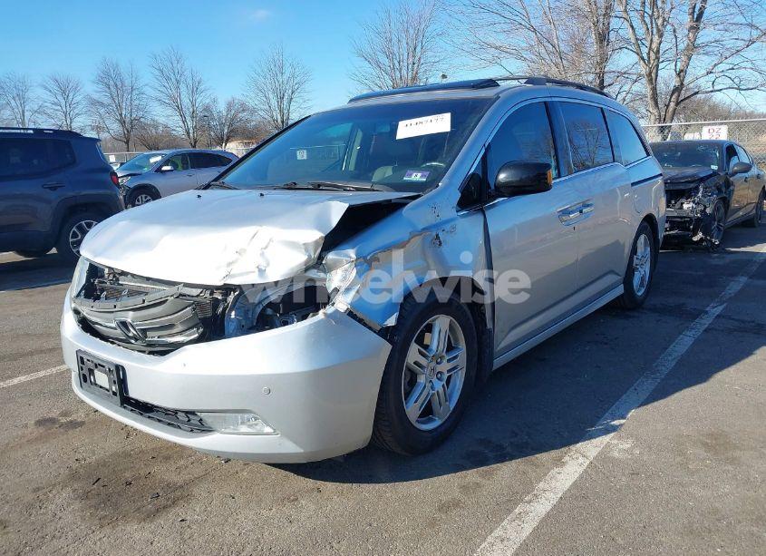 Photo 2 of 2011 Honda Odyssey TOURING/TOURING ELITE (VIN 5FNRL5H97BB085860)