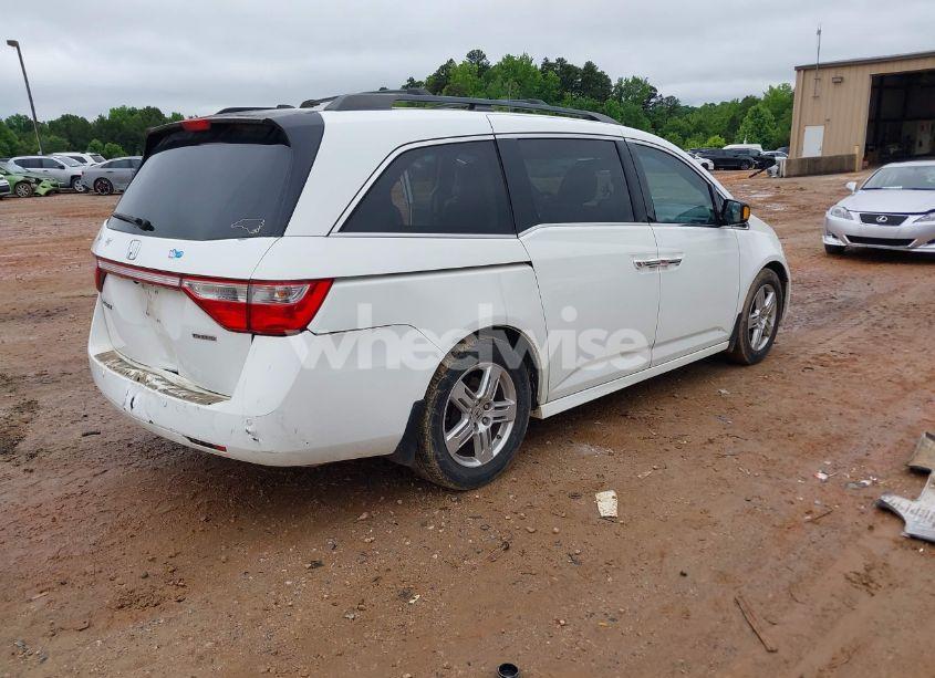 Photo 4 of 2011 Honda Odyssey TOURING/TOURING ELITE (VIN 5FNRL5H97BB088337)