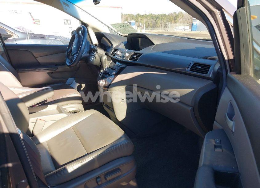 Photo 5 of 2012 Honda Odyssey TOURING/TOURING ELITE (VIN 5FNRL5H97CB014563)