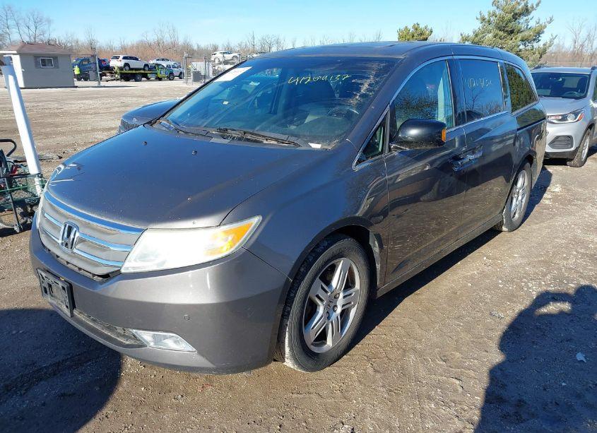 Photo 2 of 2012 Honda Odyssey TOURING/TOURING ELITE (VIN 5FNRL5H97CB136291)