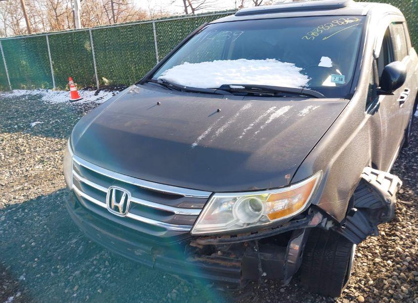 Photo 11 of 2013 Honda Odyssey TOURING/TOURING ELITE (VIN 5FNRL5H97DB009042)