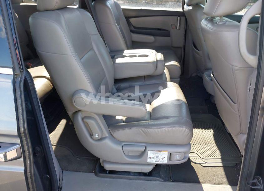 Photo 8 of 2013 Honda Odyssey TOURING/TOURING ELITE (VIN 5FNRL5H97DB018839)