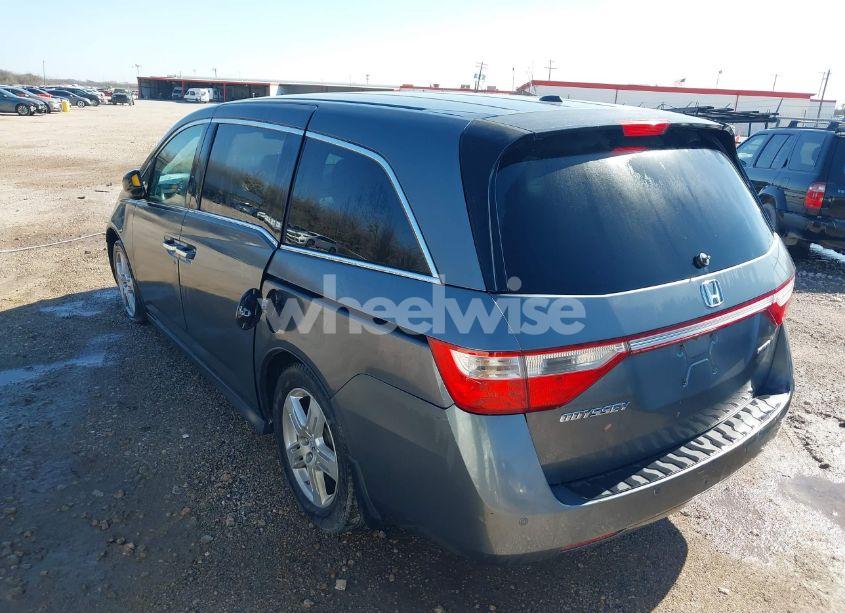 Photo 3 of 2013 Honda Odyssey TOURING/TOURING ELITE (VIN 5FNRL5H97DB026052)