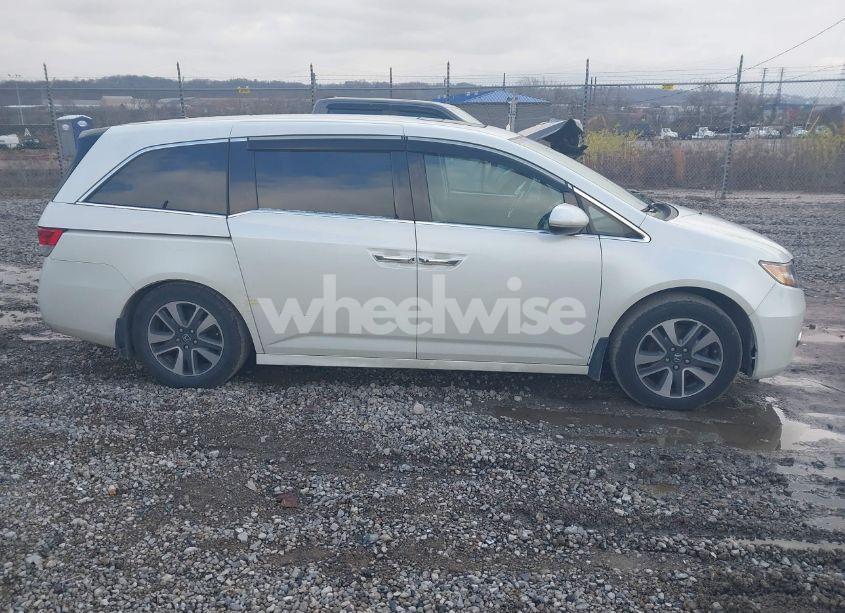 Photo 13 of 2014 Honda Odyssey TOURING/TOURING ELITE (VIN 5FNRL5H97EB065810)