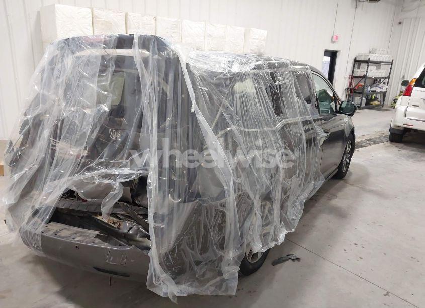 Photo 4 of 2014 Honda Odyssey TOURING/TOURING ELITE (VIN 5FNRL5H97EB092800)