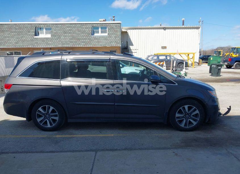 Photo 14 of 2014 Honda Odyssey TOURING/TOURING ELITE (VIN 5FNRL5H97EB101169)