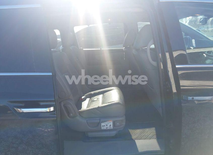 Photo 8 of 2015 Honda Odyssey TOURING/TOURING ELITE (VIN 5FNRL5H97FB058809)