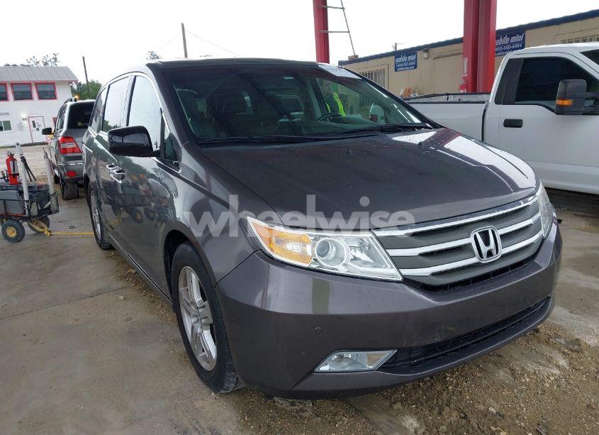 2011 Honda Odyssey TOURING/TOURING ELITE (VIN 5FNRL5H98BB049224) main photo