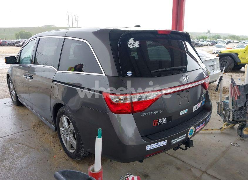 Photo 3 of 2011 Honda Odyssey TOURING/TOURING ELITE (VIN 5FNRL5H98BB049224)