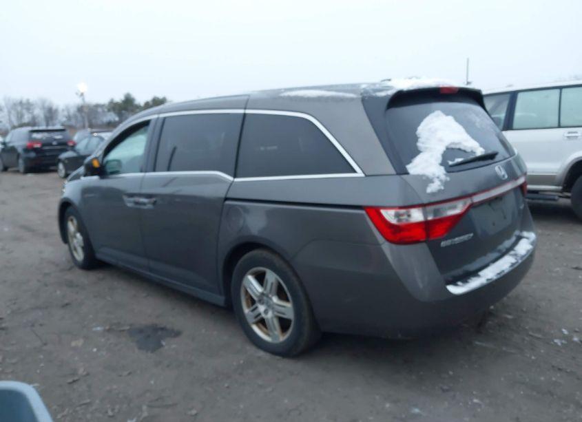 Photo 3 of 2011 Honda Odyssey TOURING/TOURING ELITE (VIN 5FNRL5H98BB072664)