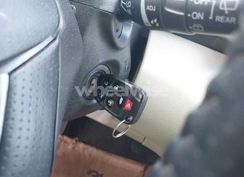 Photo 11 of 2011 Honda Odyssey TOURING/TOURING ELITE (VIN 5FNRL5H98BB095796)
