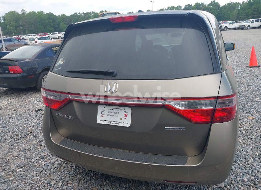 Photo 17 of 2011 Honda Odyssey TOURING/TOURING ELITE (VIN 5FNRL5H98BB095796)