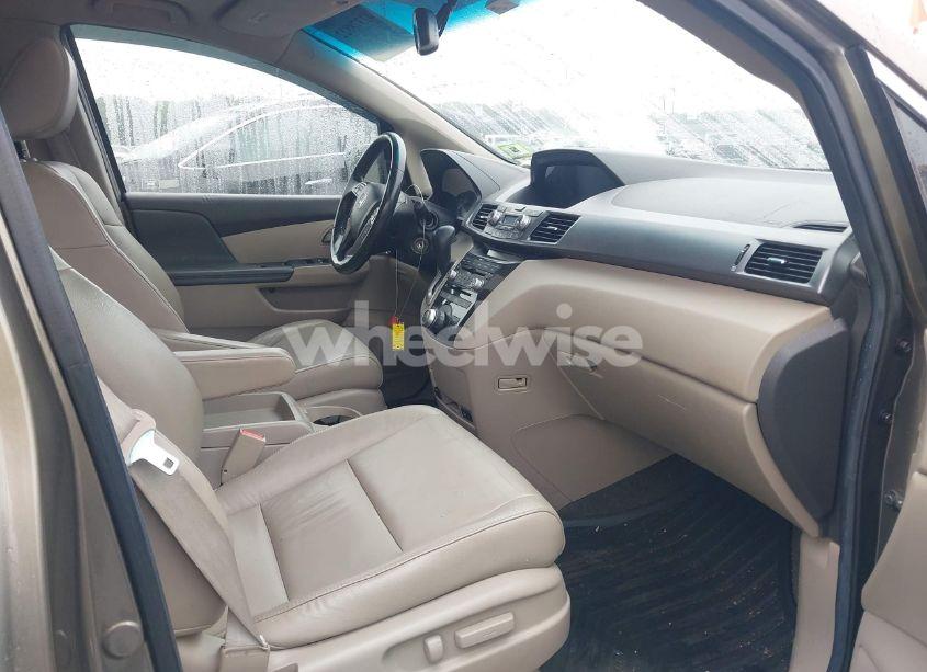 Photo 5 of 2012 Honda Odyssey TOURING/TOURING ELITE (VIN 5FNRL5H98CB060421)