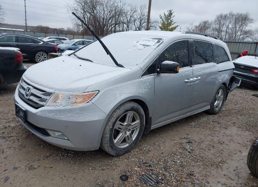 Photo 2 of 2012 Honda Odyssey TOURING/TOURING ELITE (VIN 5FNRL5H98CB092642)