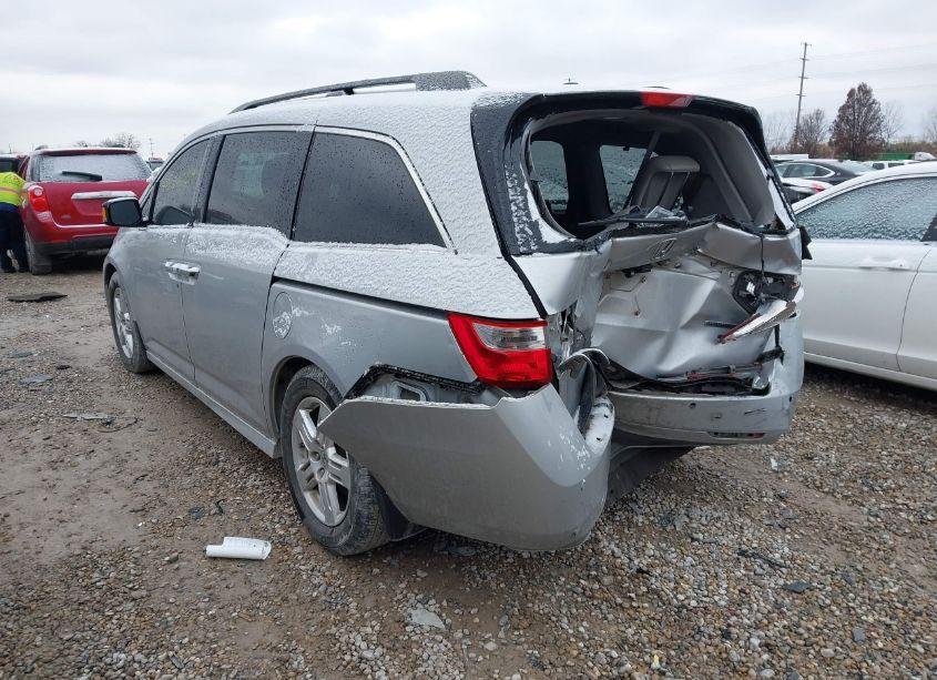 Photo 3 of 2012 Honda Odyssey TOURING/TOURING ELITE (VIN 5FNRL5H98CB092642)