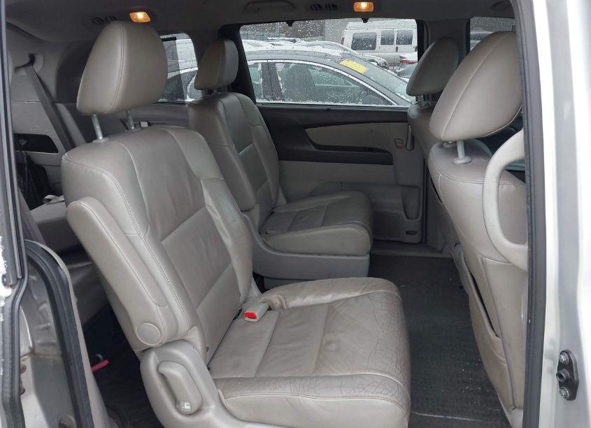 Photo 8 of 2012 Honda Odyssey TOURING/TOURING ELITE (VIN 5FNRL5H98CB092642)