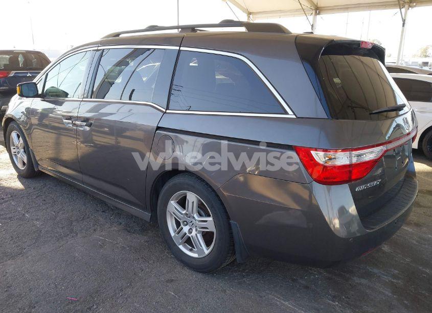 Photo 3 of 2012 Honda Odyssey TOURING/TOURING ELITE (VIN 5FNRL5H98CB093967)