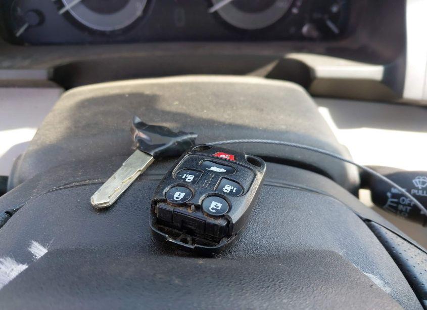 Photo 11 of 2013 Honda Odyssey TOURING/TOURING ELITE (VIN 5FNRL5H98DB003735)