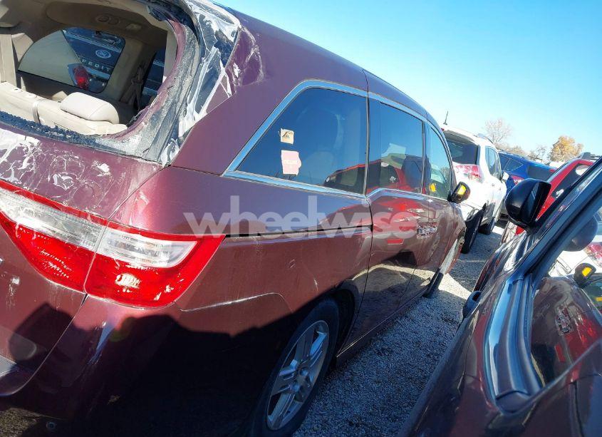 Photo 13 of 2013 Honda Odyssey TOURING/TOURING ELITE (VIN 5FNRL5H98DB010913)